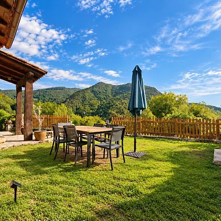 Castell De Rocabruna Holiday home