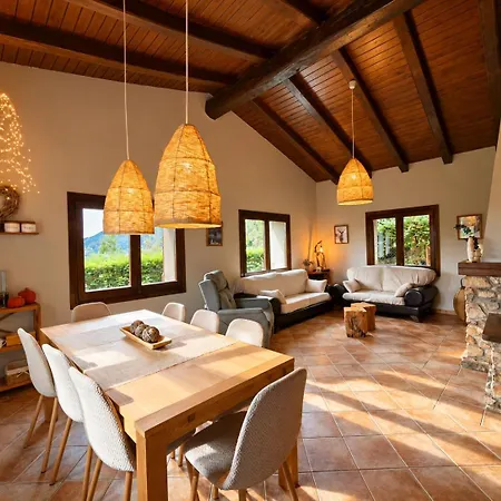 Castell De Rocabruna Holiday home Camprodon