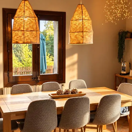 Castell De Rocabruna Holiday home *