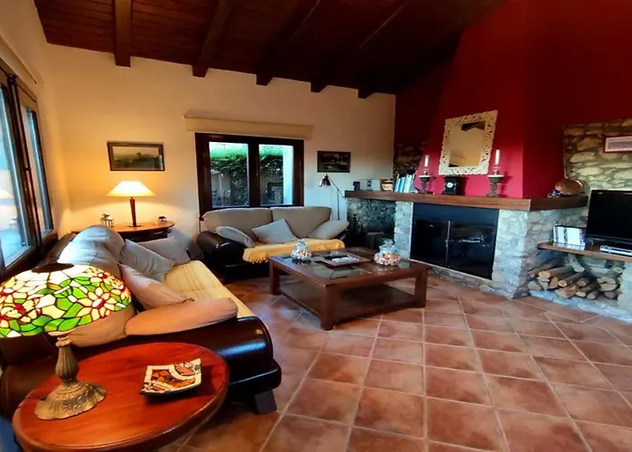 Ferienhaus Castell De Rocabruna *